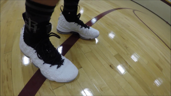 Giày Nike LeBron 15 'Graffiti' AQ2363-100 - Ảnh 7