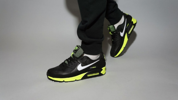 Giày Nike Air Max 90 'Black Hot Lime' DB3915-001 - Ảnh 6