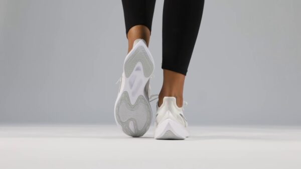 Giày Nike Wmns Zoom Gravity 'Platinum Tint' BQ3203-001 - Ảnh 4