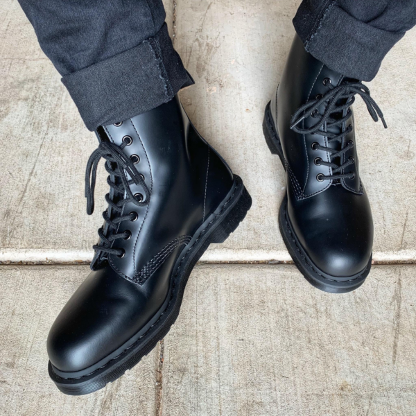 Giày Dr. Martens 1460 Mono Smooth Leather Lace Up Boot Black 14353001 - Ảnh 4