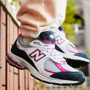 Alternative view of Giày New Balance 2002 'Petrol Exuberant Pink' ML2002RH
