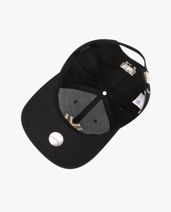 Mũ MLB Metal Logo Structured New York Yankees ‘Black Gold’ 32CPIG111-50L - Ảnh 5