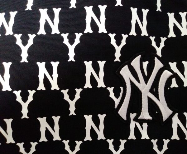 Áo MLB Monogram All Over Over Fit Short Sleeve Black 31TSM1131-50L - Ảnh 2
