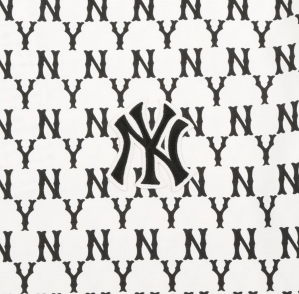 Áo MLB Monogram All Over Over Fit Short Sleeve White 31TSM1131-50B - Ảnh 4