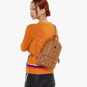 Alternative view of Túi MCM Aren Sling in Visetos 'Cognac' MMLBSKC01CO001