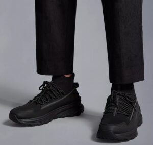 Giay Moncler Monte Runner Trainers 'Black' H209A4M00080M2056P99