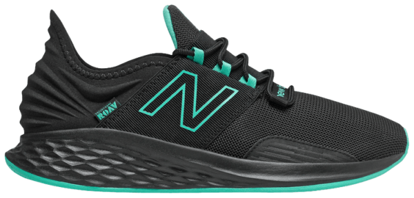 Giày New Balance Liverpool FC x FreshFoam ROAV MROAVLF