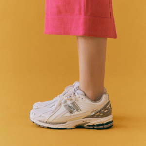 Giay New Balance 1906R 'White Rain Cloud' M1906RE