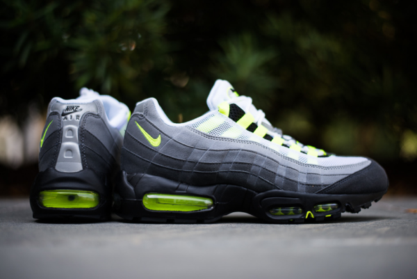 Giày Nike Air Max 95 OG 'Neon' 2015 554970-071 - Ảnh 3