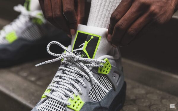 Giày Nike Air Jordan 4 Retro SE 95 Neon CT5343-007 - Ảnh 3