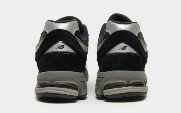 Giày New Balance 2002R 'Black Dark' M2002RR1 - Ảnh 7