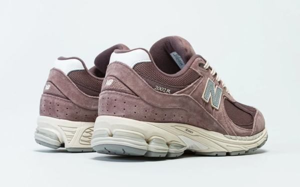 Giày New Balance 2002R 'Black Fig' M2002RHD - Ảnh 6