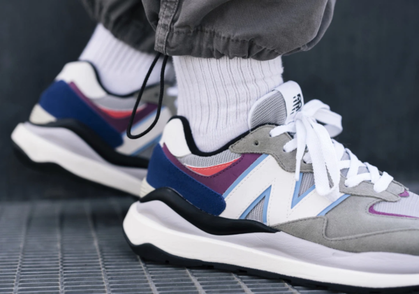 Giày New Balance IU x 5740 'Incubation' M5740DD1 - Ảnh 5