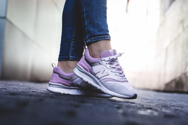 Giày New Balance White 'Grey Purple' CW997HEA - Ảnh 3