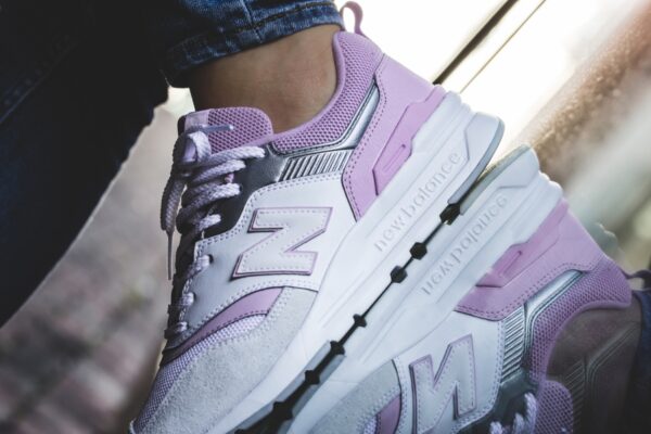 Giày New Balance White 'Grey Purple' CW997HEA - Ảnh 4