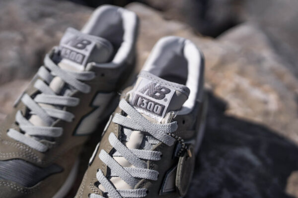 Giày New Balance 1300 Made in USA 'Grey Navy' 2020 M1300JP3 - Ảnh 4