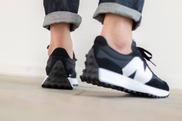 Giày New Balance 327 'Black White' MS327CPG - Ảnh 6