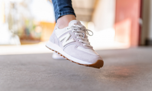 Giày New Balance Wmns 574 'Pink' WL574SAX - Ảnh 3
