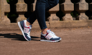 Alternative view of Giày New Balance Wmns 574 'Indigo Crimson' WL574VAB
