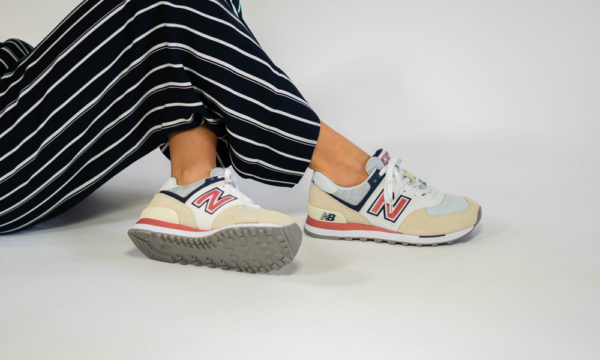 Giày New Balance 574 'Beige' WL574VAC - Ảnh 7