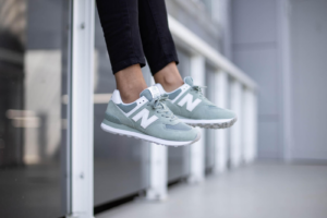 Alternative view of Giày New Balance Wmns 574 'Green White' WL574OAD
