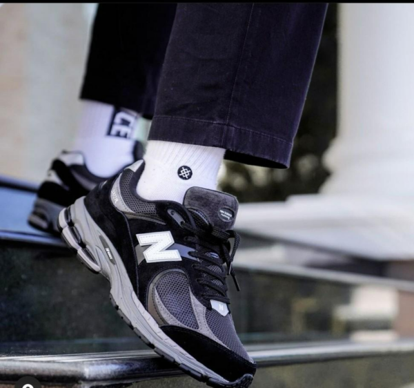 Giày New Balance 2002R 'Black Dark' M2002RR1 - Ảnh 2