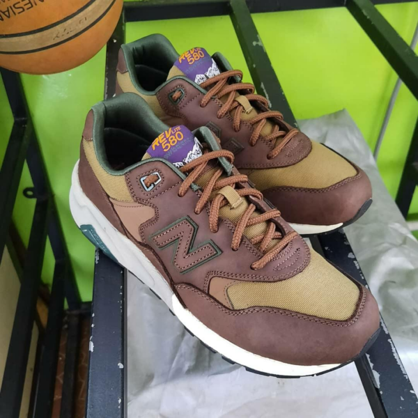 Giày New Balance 580 Brown MRT580LB - Ảnh 5