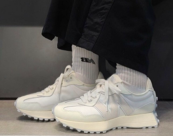 Giày New Balance 327 'White Pack' MS327WP - Ảnh 2
