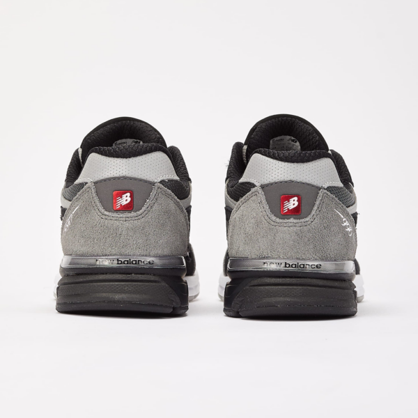 Giay New Balance DTLR x 990v3 Big Kid 'GR3YSCALE' GC990DR3