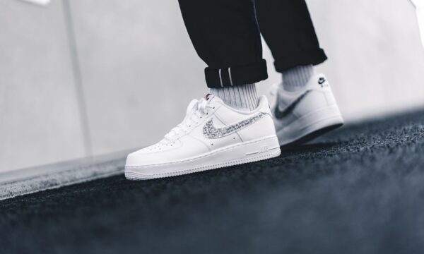 Giày Nike Air Force 1 LV8 White 'Just Do it' BQ5361-100 - Ảnh 5