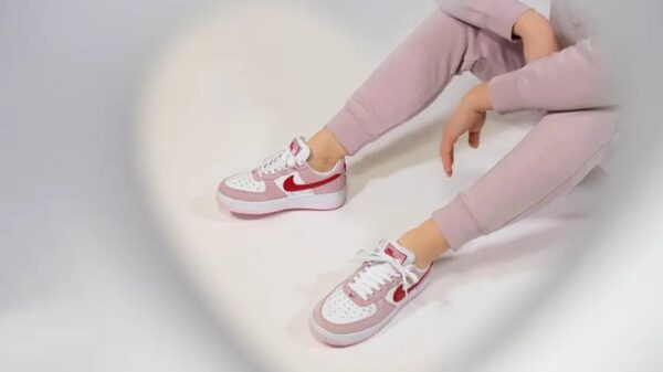 Giày Nike Air Force 1 Low '07 QS 'Valentine’s Day Love Letter' DD3384-600 - Ảnh 3