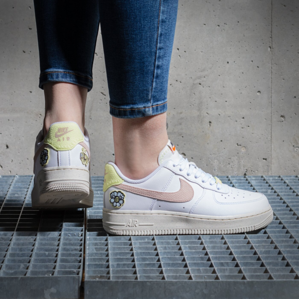 Giày Nike Air Force 1 '07 SE “Flower Power” DJ6377-100 - Ảnh 2