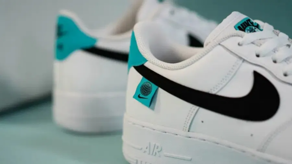 Giày Nike Air Force 1 07 Low Worldwide Pack Blue Fury CK7648-100 - Ảnh 2