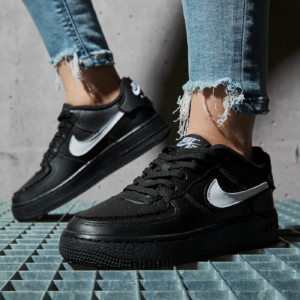 Alternative view of Giày Nike Air Force 1 GS 'Black' DB2812-001
