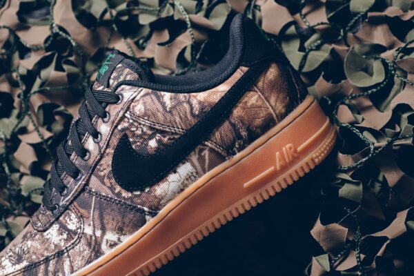 Giày Nike Air Force 1 Low 'Realtree Black' AV0749-001 - Ảnh 2