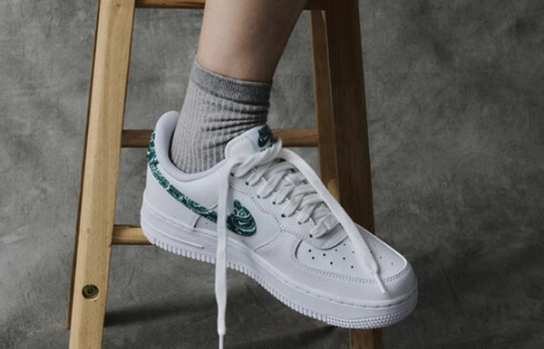 Giày Nike Wmns Air Force 1 '07 Essentials 'Green Paisley' DH4406-102 - Ảnh 5