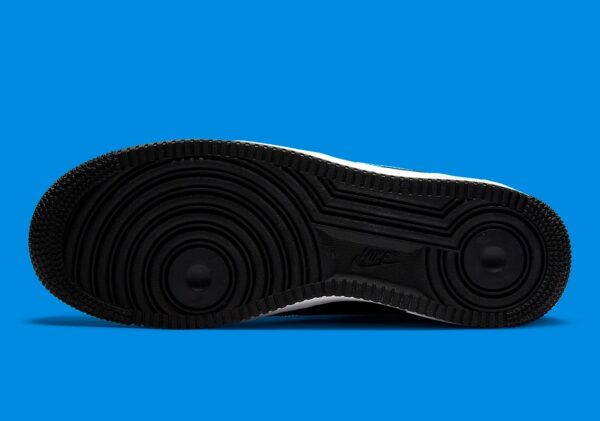 Giày Nike Air Force 1 '07 'Mismatch Swooshes Black' CT2816-001 - Ảnh 5