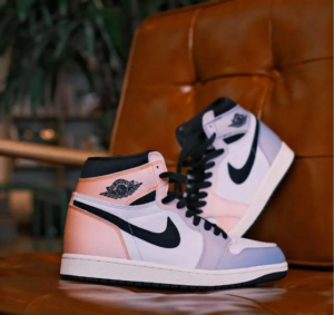 Giay Nike Air Jordan 1 Retro High OG 'Skyline' DX0054-805