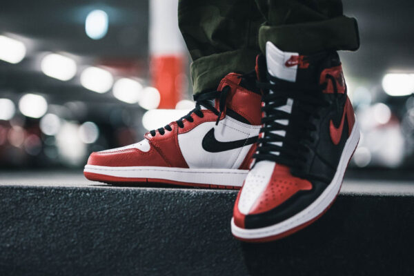 Giày Nike Air Jordan 1 Retro High 'Homage To Home' 861428-061 - Ảnh 2