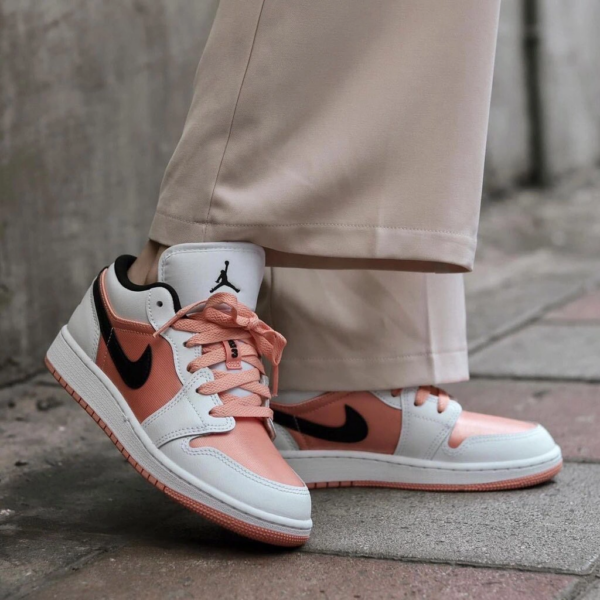 Giày Nike Air Jordan 1 Low GS 'Light Madder Root' DM8960-801 - Ảnh 3