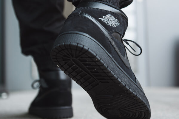 Giày Nike Air Jordan 1 Mid 'Triple Black' (2018) 554724-050 - Ảnh 3