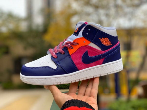Giày Nike Air Jordan 1 Mid GS 'Fire Pink' 555112-602 - Ảnh 4