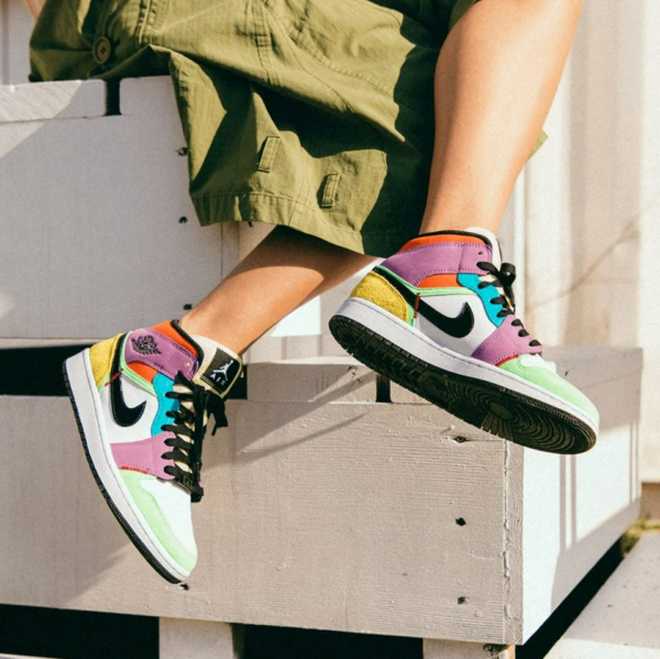Giày Nike Air Jordan 1 Mid SE 'Lightbulb' CW1140-100 - Ảnh 2
