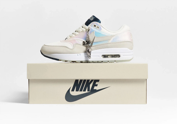 Giay Nike Air Max 1 'Air Max Day La Ville Lumiere' DQ9326-100