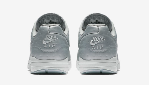 Giay Nike Air Max 1 Ultra 'Metallic Silver' 861656-002