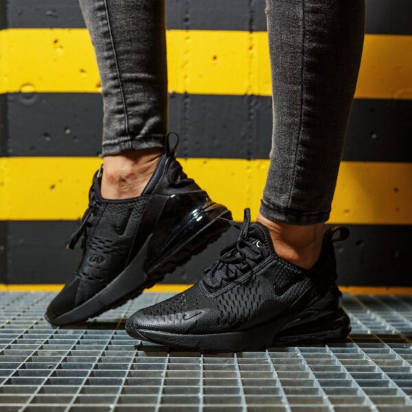 Giày Nike Air Max 270 BG 'Triple Black' BQ5776-001 - Ảnh 2