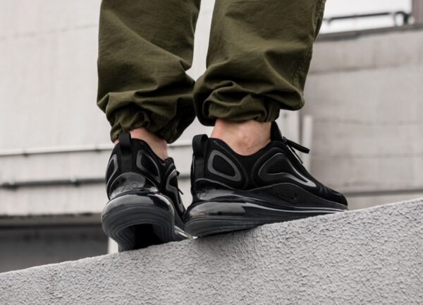 Giày Nike Air Max 720 'Triple Black' AO2924-007 - Ảnh 3
