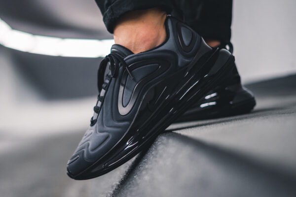 Giày Nike Air Max 720 'Triple Black' AO2924-007 - Ảnh 4