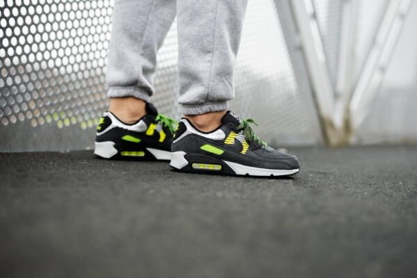 Giày Nike 3M x Air Max 90 'Anthracite Volt' CZ2975-002 - Ảnh 2