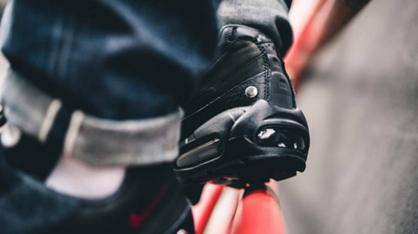 Giày Nike Air Max 95 Metal Studs 'Black' AT6146-001 - Ảnh 4